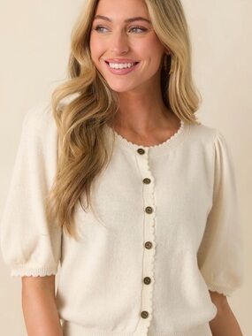 Miou Muse IT'S ALWAYS RIGHT Ivory Short  Sleeve Button Front Cardigan Small